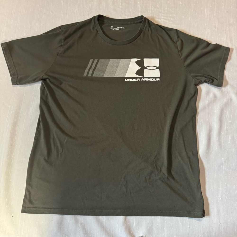 Under Armour Men’s Green Graphic Performance Tee XXL